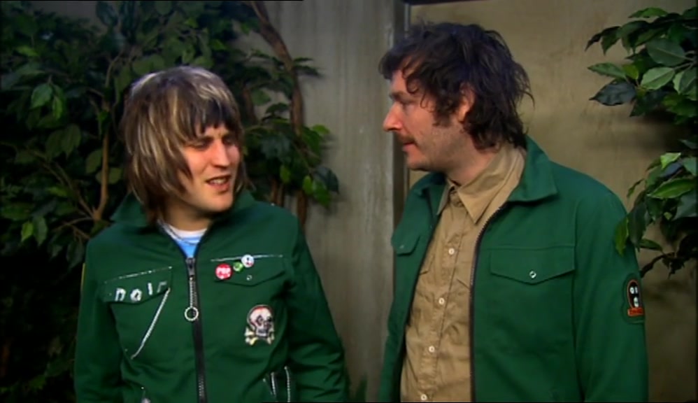 - A KANGAROO? - ME, ONE ON ONE WITH A KANGAROO. 