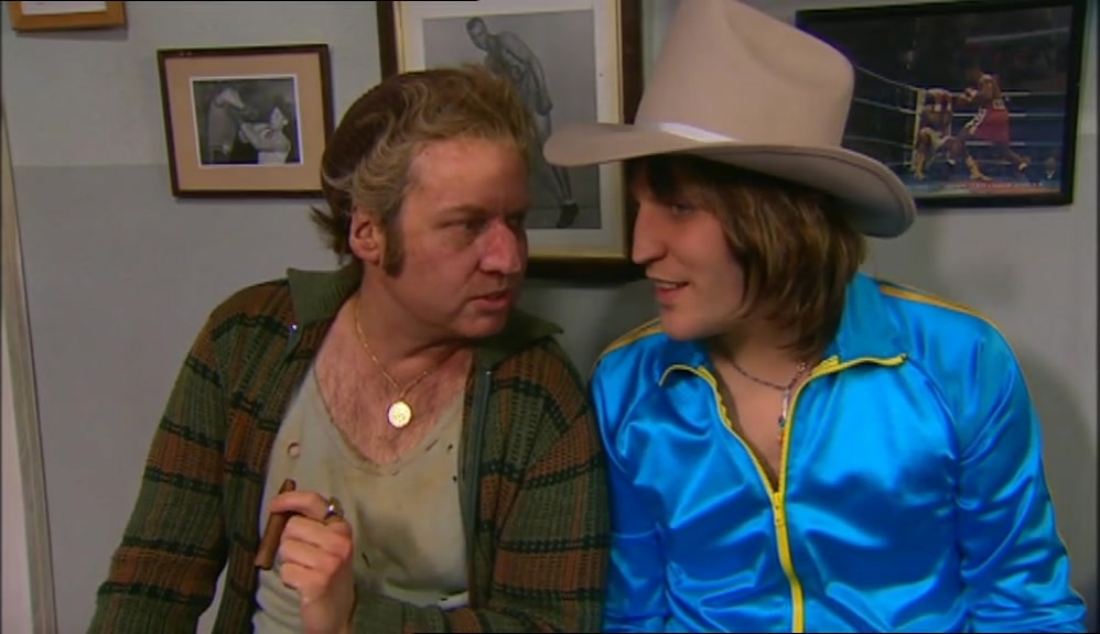 BUT I'VE GOT AN IDEA. IT'S AN OLD BOXING TRICK. 