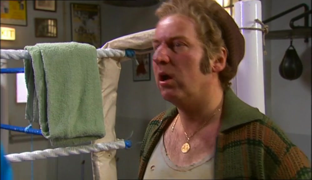 - THIS GUY IS MY STAR PUPIL. - LET'S HAVE A LOOK AT HIM. 