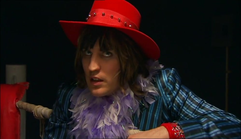 (DIDGERIDOO PLAYS)  