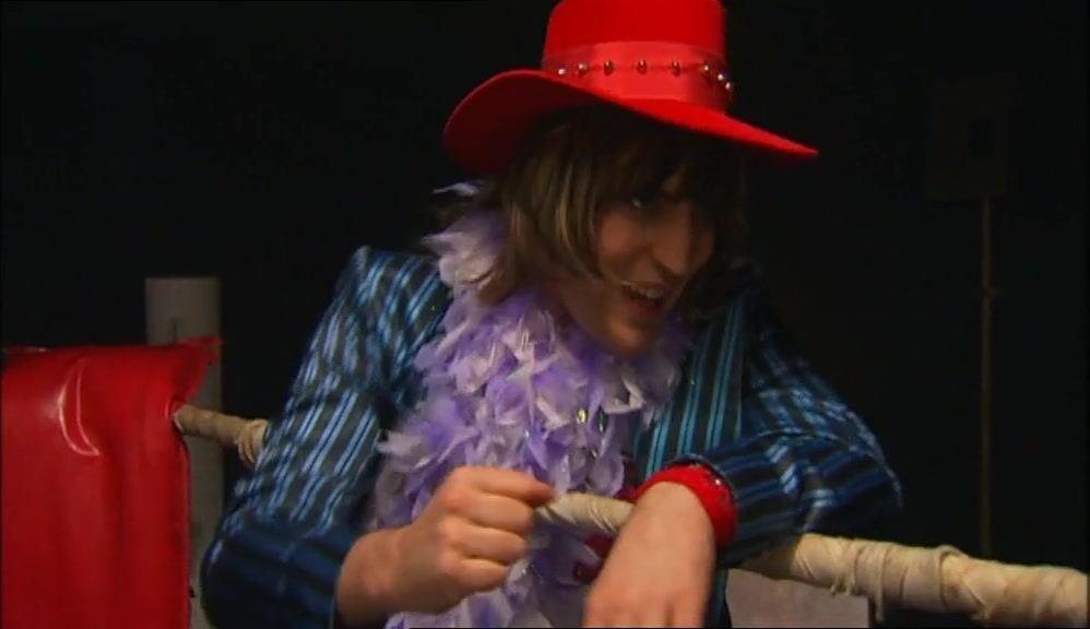 - (SPECTATORS SHOUTING) - HE'S GONNA EAT HIS FACE OFF! 