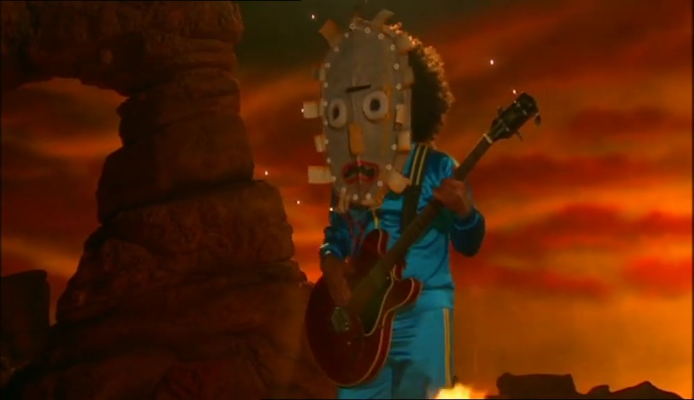 (# FUNKY BASS LINE)  