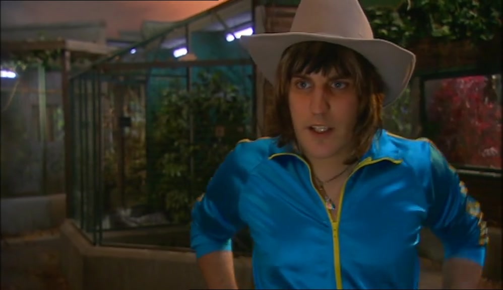 - HEY, NABOO. YOU GOTTA HELP ME. - WHERE ARE MY KANGAROO VIDEOS? 