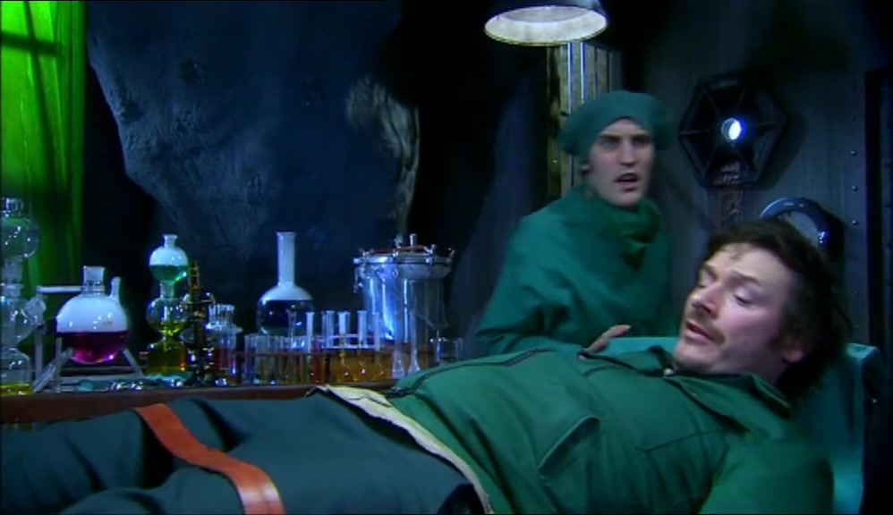 - WHAT'S GOING ON THERE? - THERE'S SOME BAD JUJU AFOOT. OH! 
