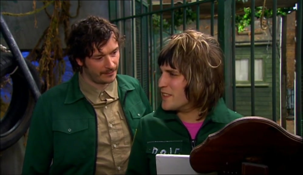 - VISUALLY NOISY? - A BRASS BAND UNDER A WIG... 