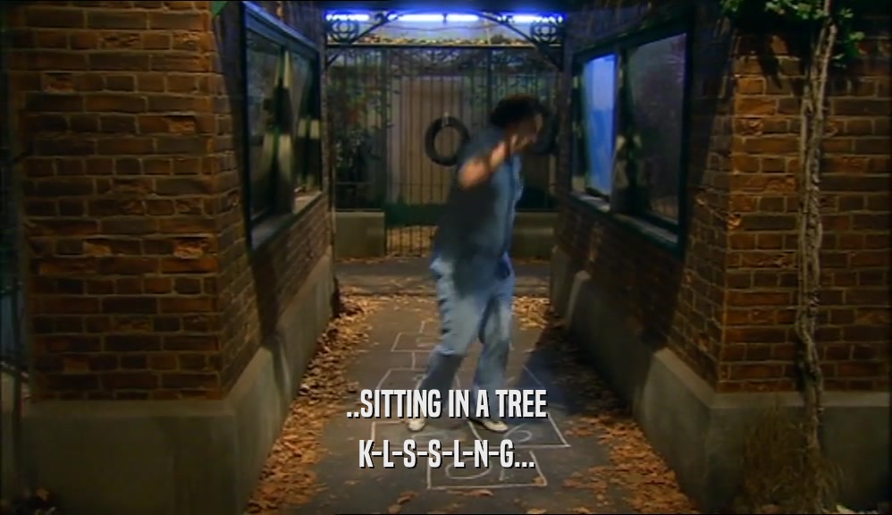 ..SITTING IN A TREE K-L-S-S-L-N-G... 