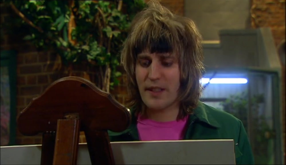 CAN YOU KEEP STILL, YOU BATTY CREASE? I'M TRYING TO DO YOUR PORTRAIT. 