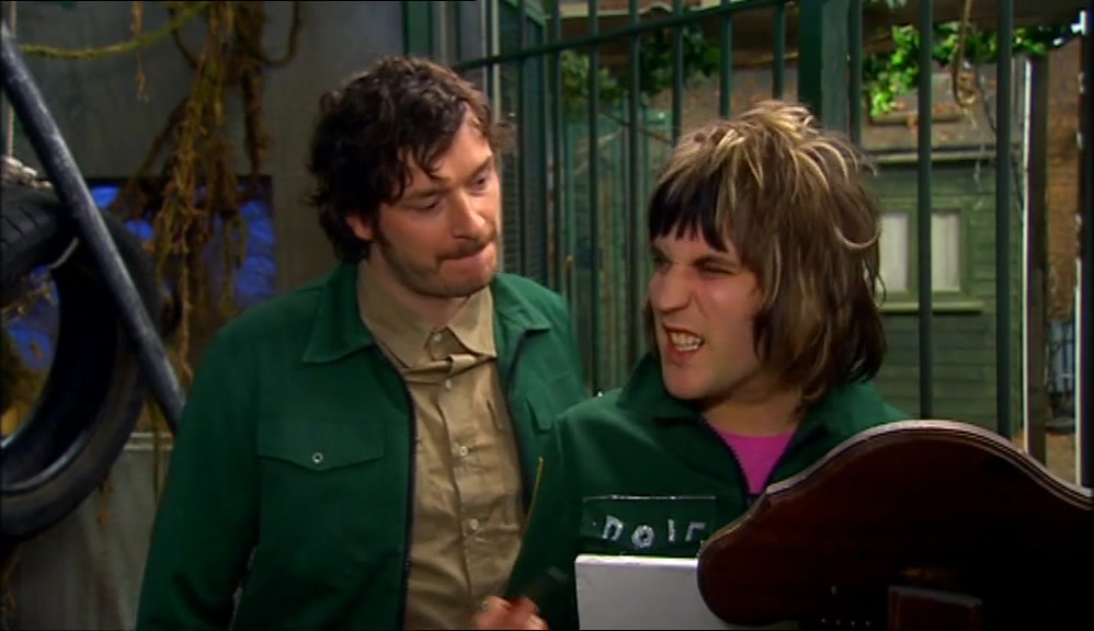 - YOU CAN DO ME NEXT. - I CAN'T REALLY DO PEOPLE. 
