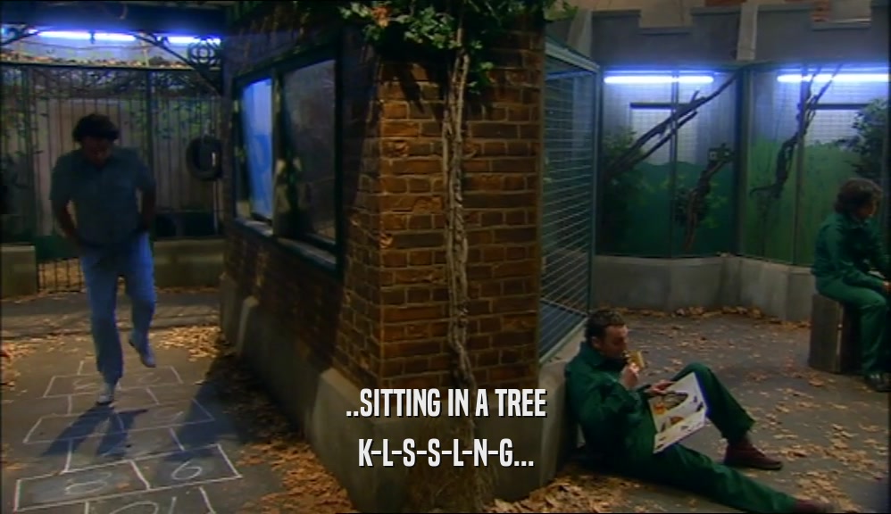 ..SITTING IN A TREE K-L-S-S-L-N-G... 