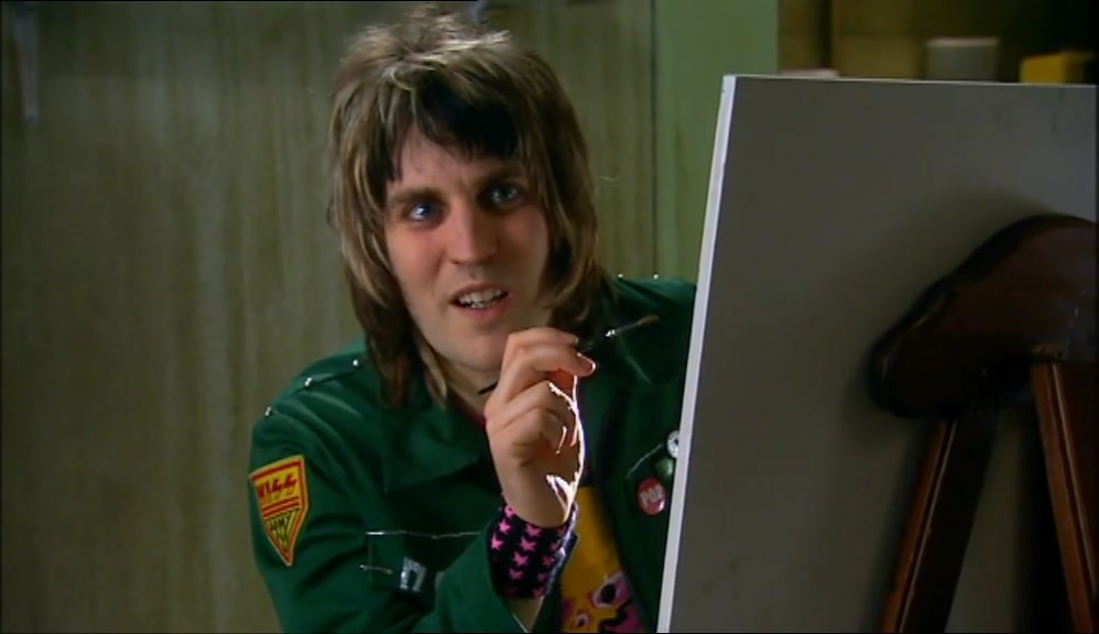 - WHAT LOOK? - YOU KNOW, THAT MEAN LOOK. 