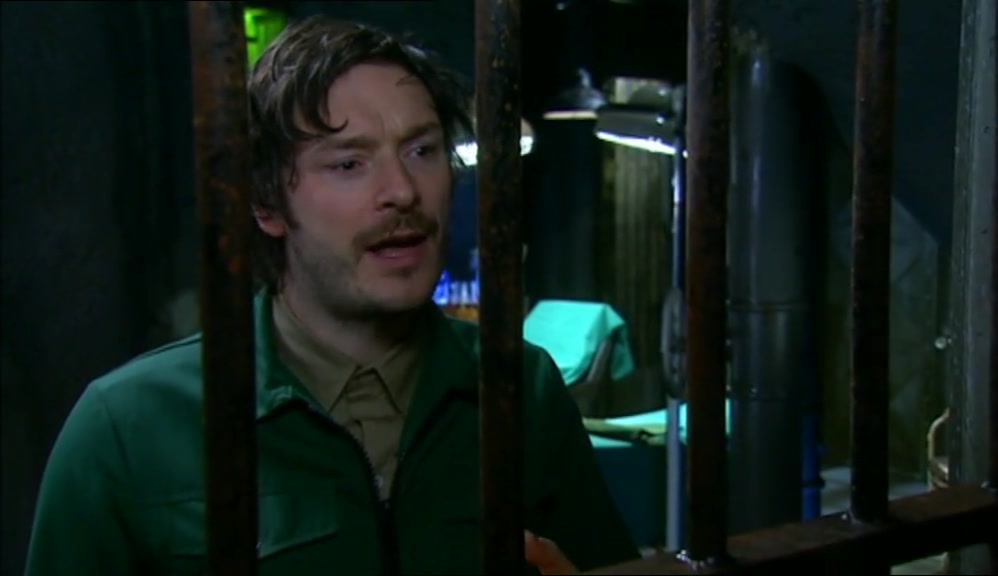 - (MUTANT) COPS?! - WHAT? 