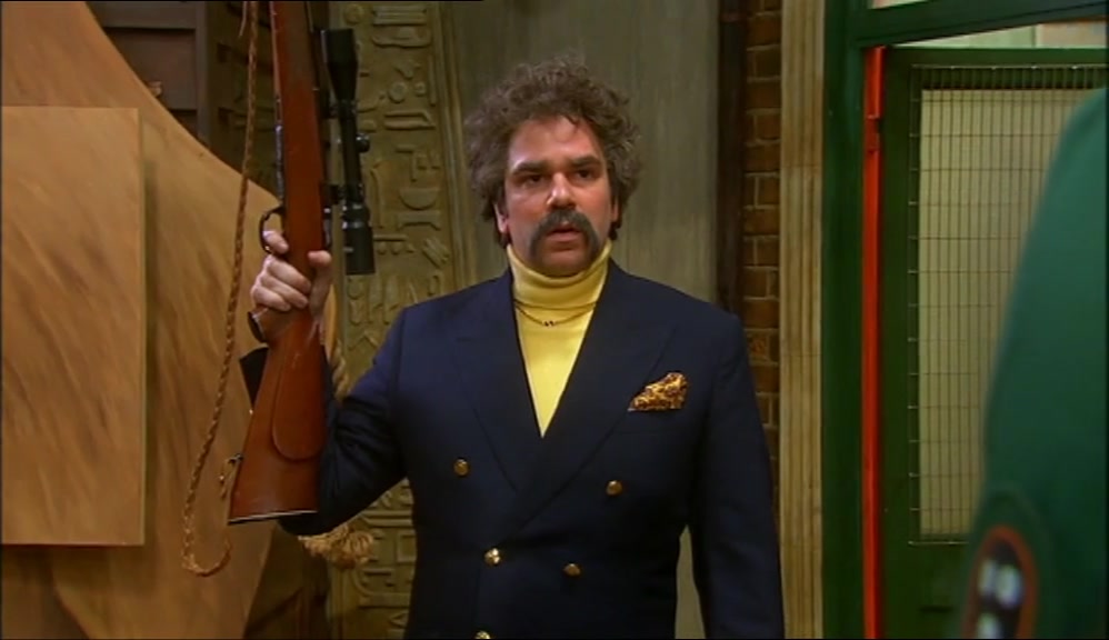 - DON'T WORRY, I'M SORTING THINGS OUT. - WHERE ARE THE ANIMALS? 