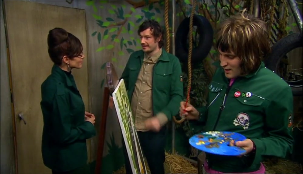 I SEE YOU EVERY DAY, MRS GIDEON. IT'S ME, HOWARD, CRAZY HOWARD. 