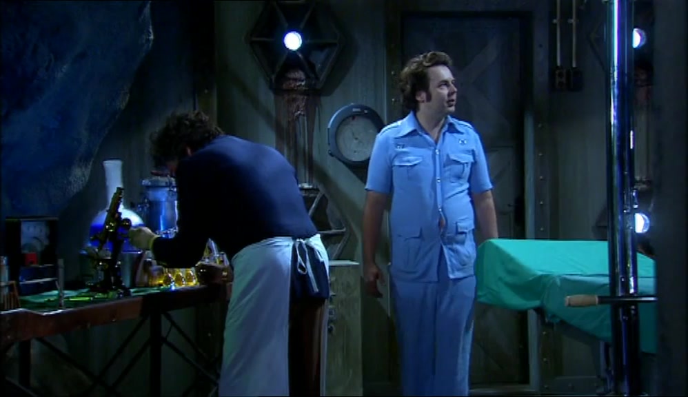 HEY, BAINBRIDGE, WHAT ARE YOU UP TO IN HERE? 
