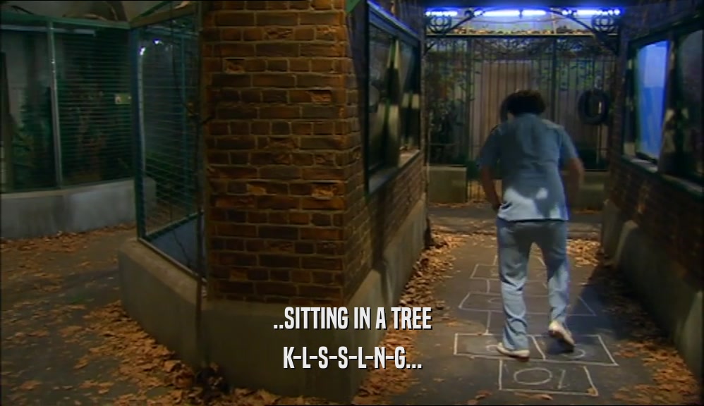 ..SITTING IN A TREE K-L-S-S-L-N-G... 