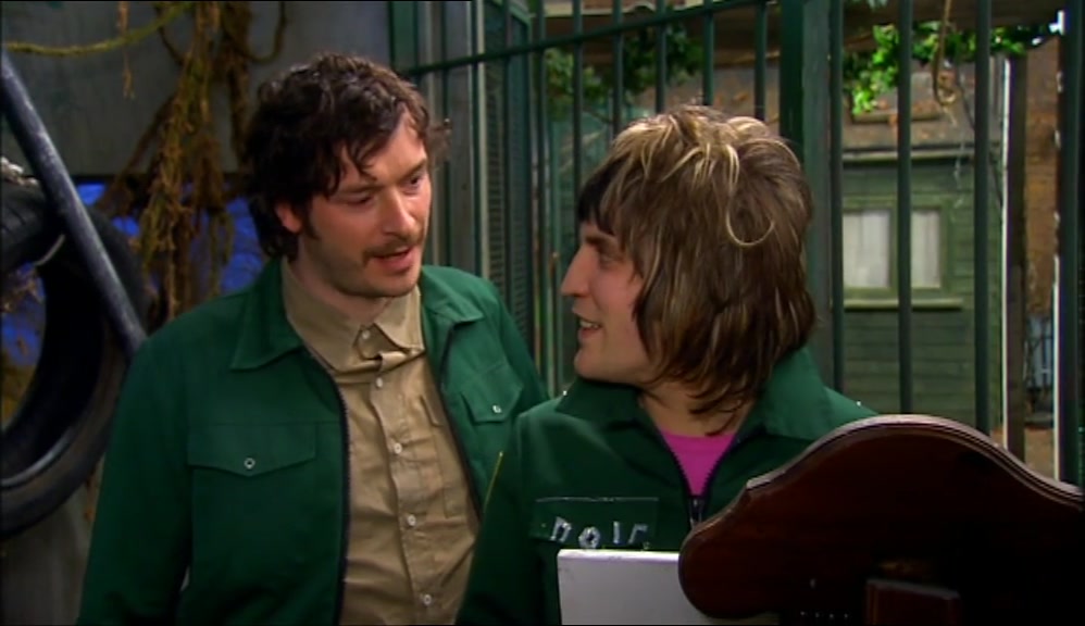 - VISUALLY NOISY? - A BRASS BAND UNDER A WIG... 