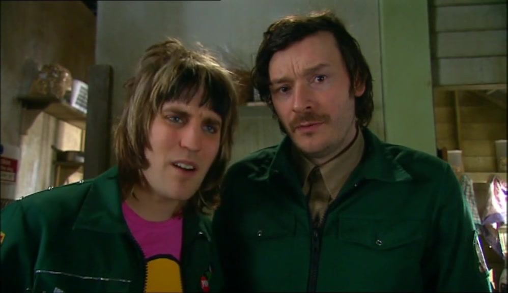- WHAT? - THERE'S NOTHING THERE. 