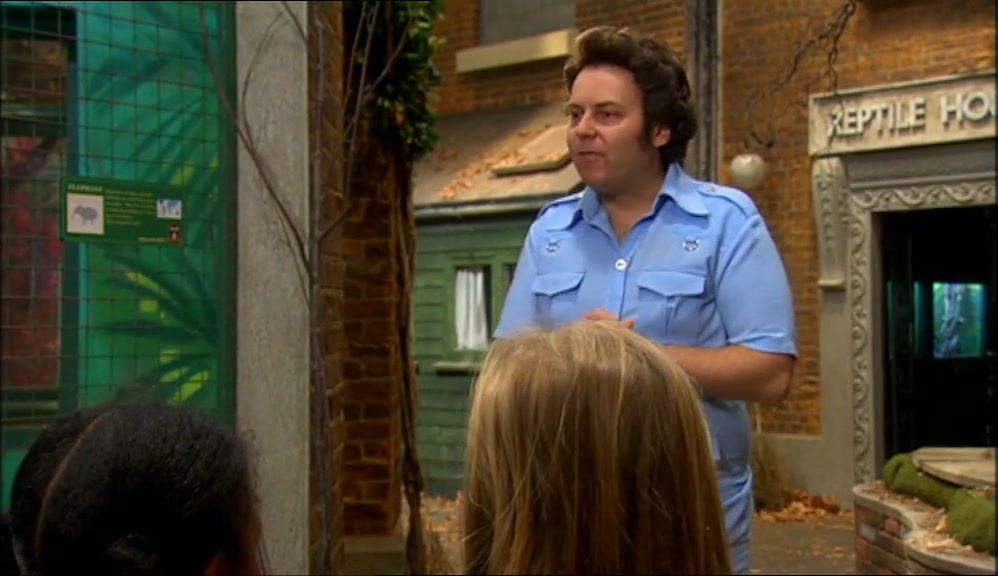 I'M GENERAL MANAGER BOB FOSSIL, AND I'M A HUMAN. 