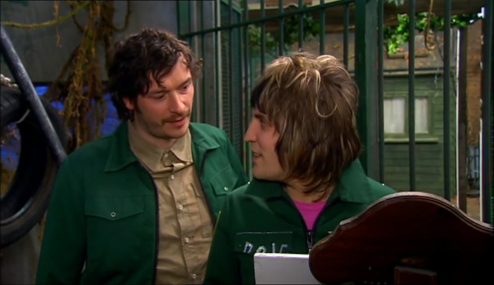 - VISUALLY NOISY? - A BRASS BAND UNDER A WIG... 