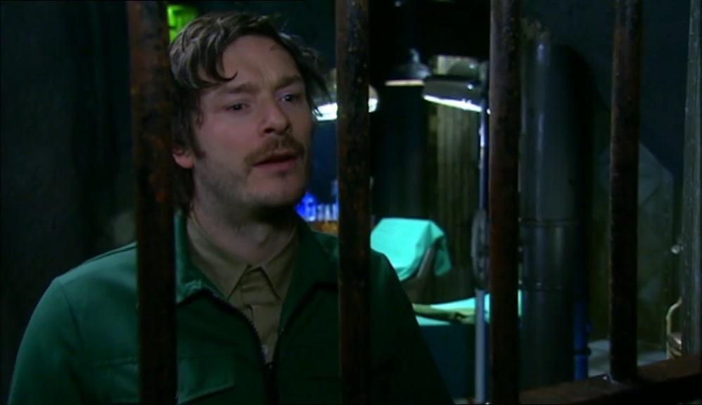 - (MUTANT) COPS?! - WHAT? 