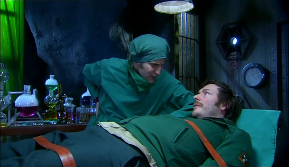 - HOW COME YOU STRAPPED YOURSELF IN? - DIDN'T WANT TO FALL OFF. 
