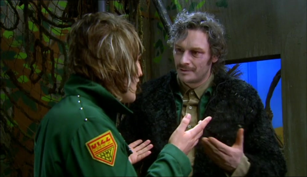 - WE LOSE OUR HAIR, WE DIE. - I'VE GOT TO DO SOMETHING ABOUT THIS. 