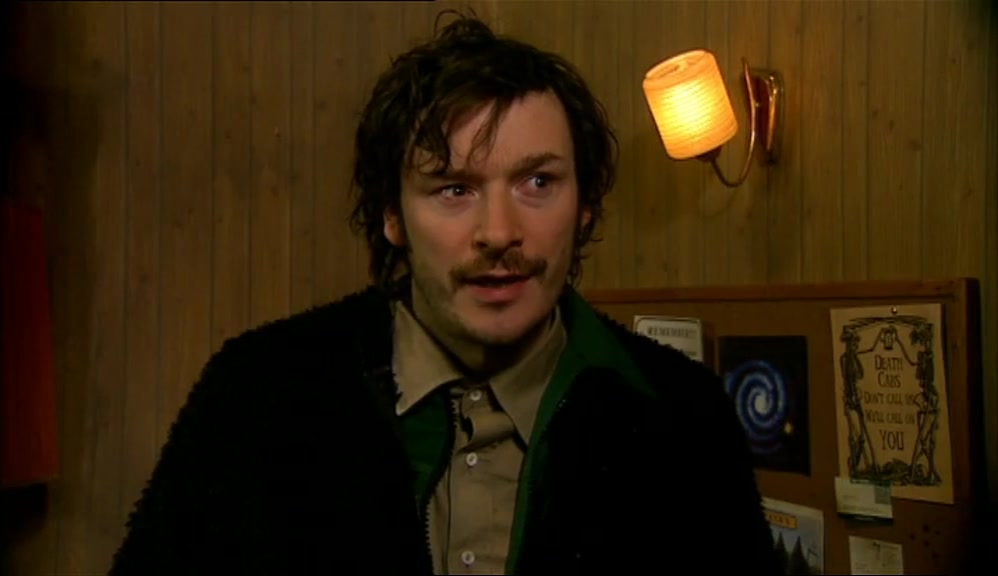 - I'LL THROW YOU IN A HAUNTING. - A HAUNTING? WHAT DOES THAT ENTAIL? 