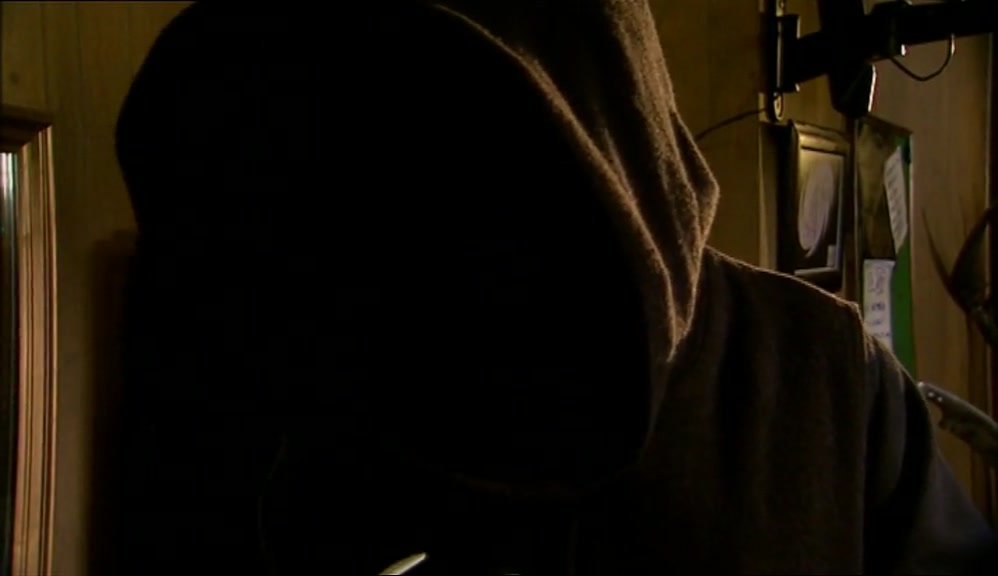 - I'LL THROW YOU IN A HAUNTING. - A HAUNTING? WHAT DOES THAT ENTAIL? 