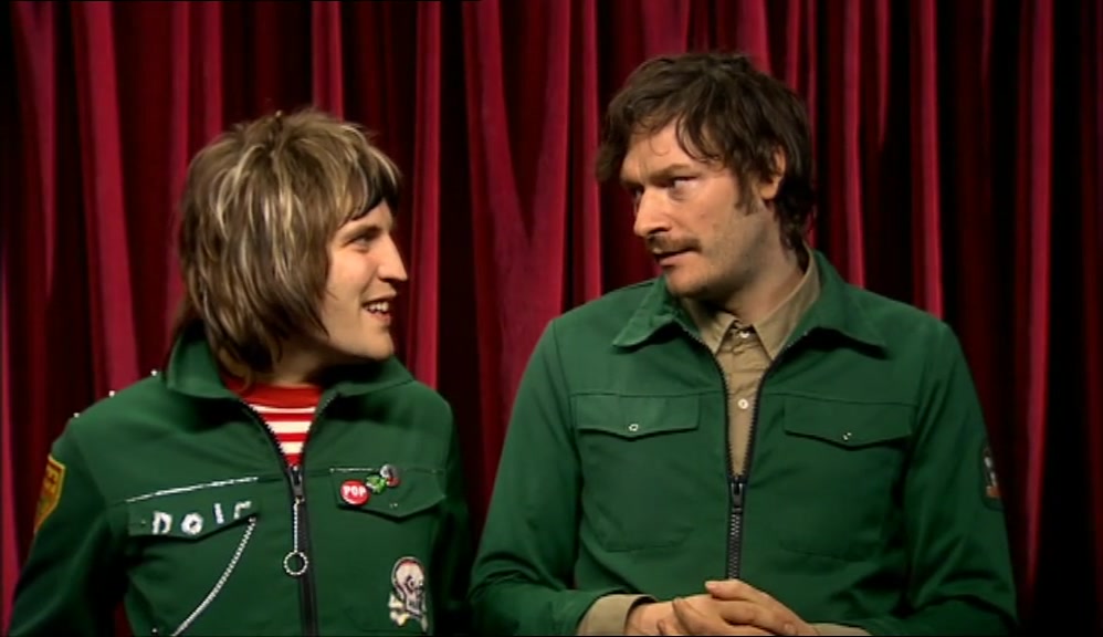- COUNCIL DOES YOUR HAIR. - THE CAMERA LOVES ME. IT'S THE WAY IT IS. 