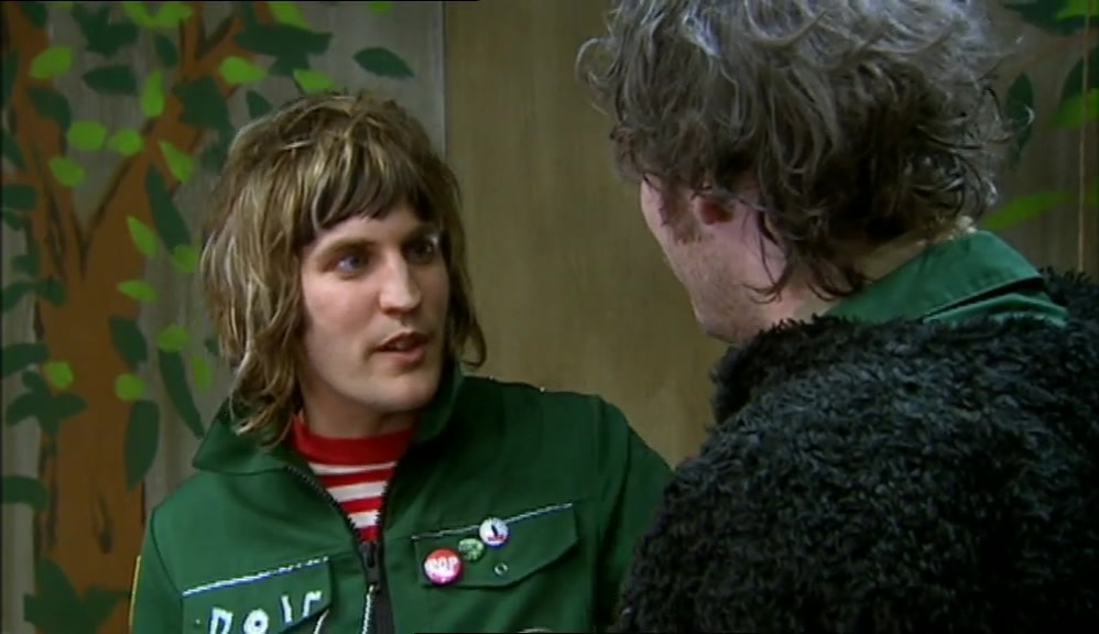 - WHAT'S THAT? - I THOUGHT I COULD PUT MY HAND THROUGH. 