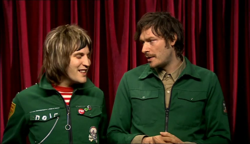 - COUNCIL DOES YOUR HAIR. - THE CAMERA LOVES ME. IT'S THE WAY IT IS. 