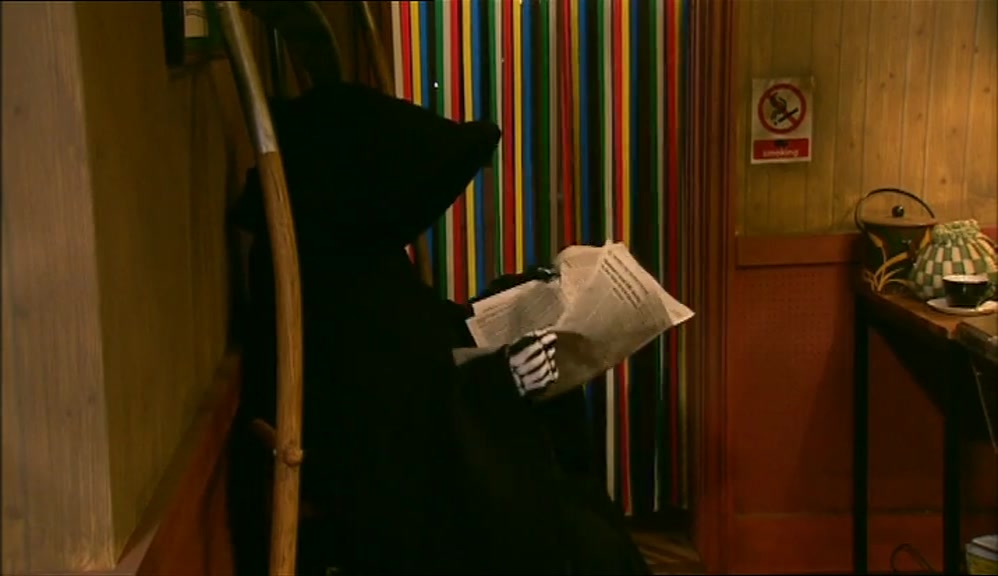 OI, MATE. I'D PIPE DOWN WITH THAT SORT OF STUFF. BIT OF A SPORTS CROWD IN HERE. 