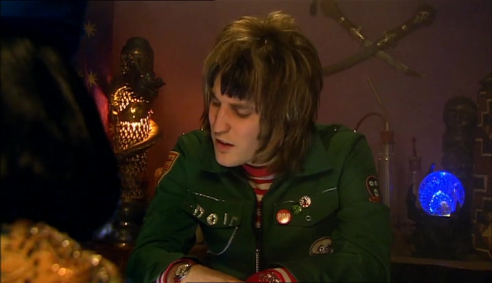 - YEAH, THAT'S TRUE. - NO WAY. I CAN'T HAVE THAT. 