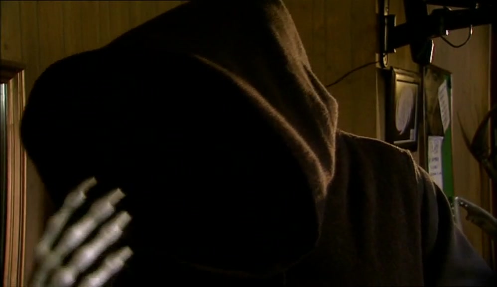 - I'LL THROW YOU IN A HAUNTING. - A HAUNTING? WHAT DOES THAT ENTAIL? 