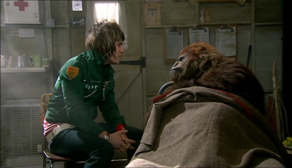 - I CAN SENSE HIM. - DON'T SPEAK LIKE THAT, BOLLO. 