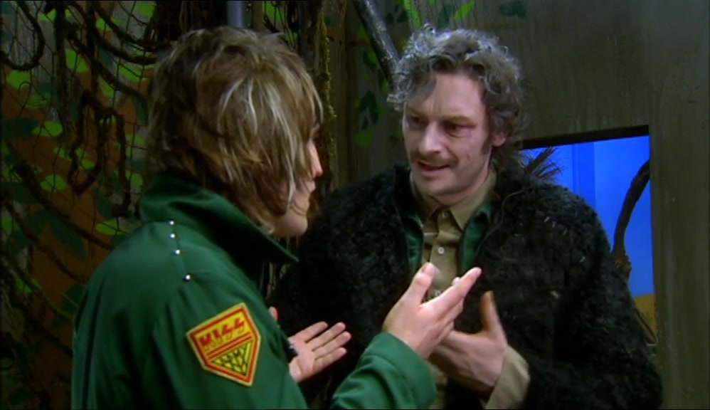 - WE LOSE OUR HAIR, WE DIE. - I'VE GOT TO DO SOMETHING ABOUT THIS. 