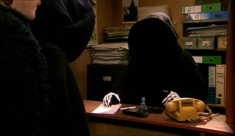 - THIS IS HIM. - UM... WHERE ARE WE, EXACTLY? 