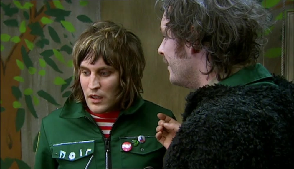 - I DON'T NEED THAT. - ARE YOU REALLY DEAD, HOWARD? 