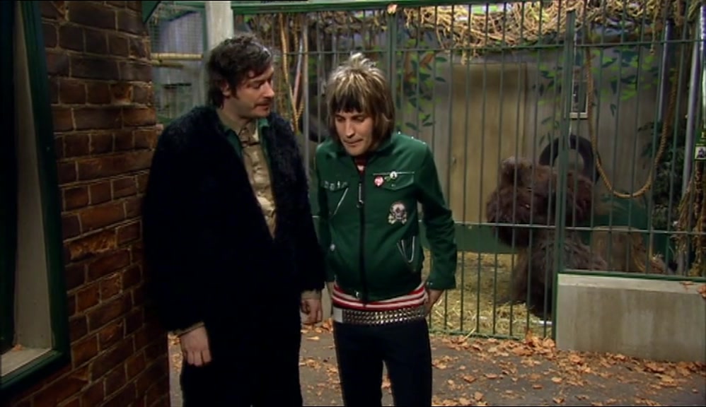 - IT WAS 1 10 EUROS. - HOW MUCH? 