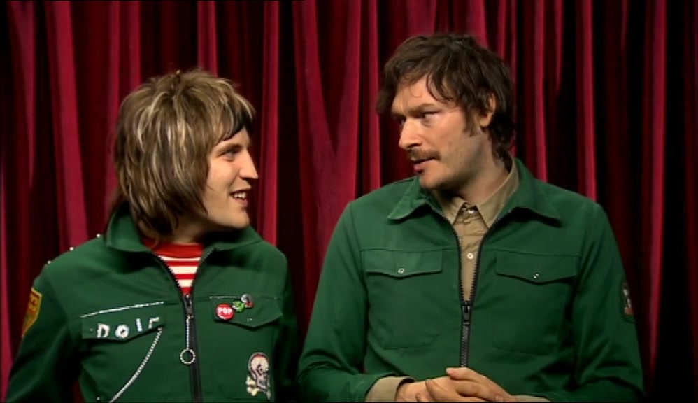 - COUNCIL DOES YOUR HAIR. - THE CAMERA LOVES ME. IT'S THE WAY IT IS. 