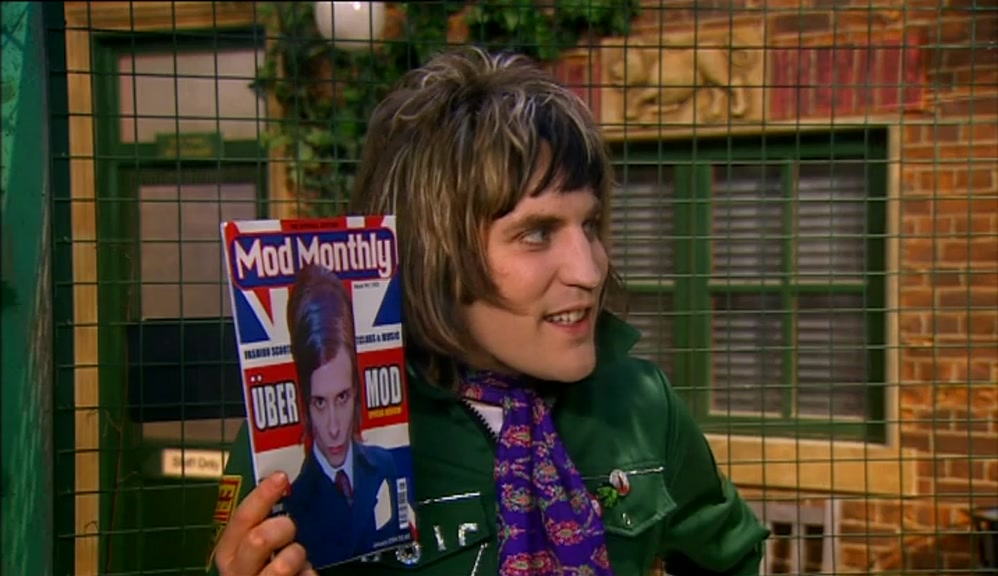 - THAT'S GOOD, IS IT? - YEAH. I RECKON I COULD TAKE HIS TITLE. 