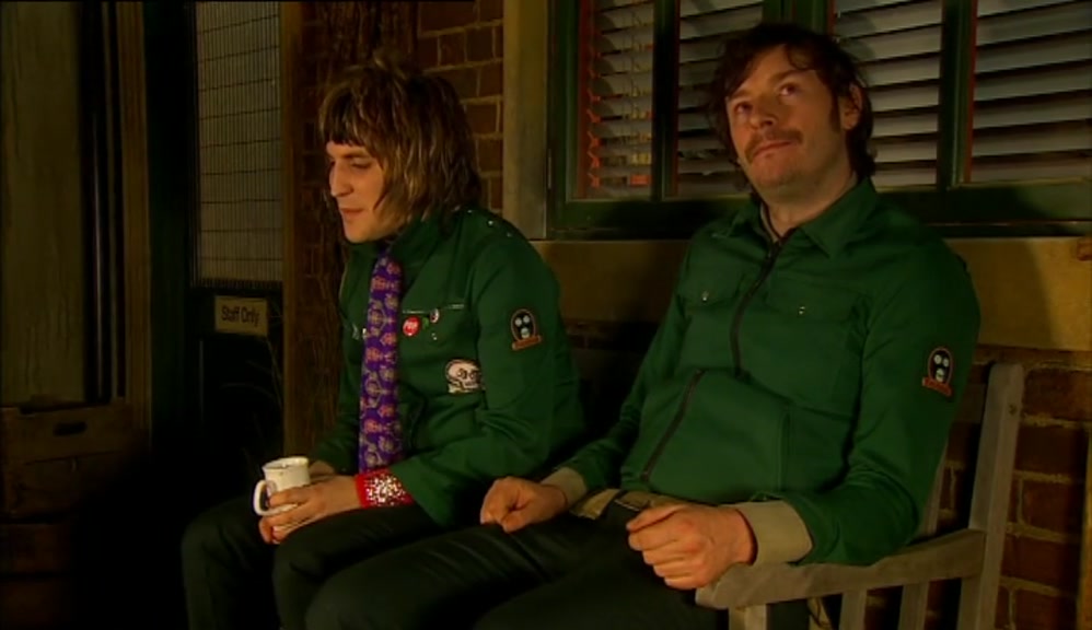 - REMEMBER WHEN THAT LLAMA GOT OUT? - YEAH. 
