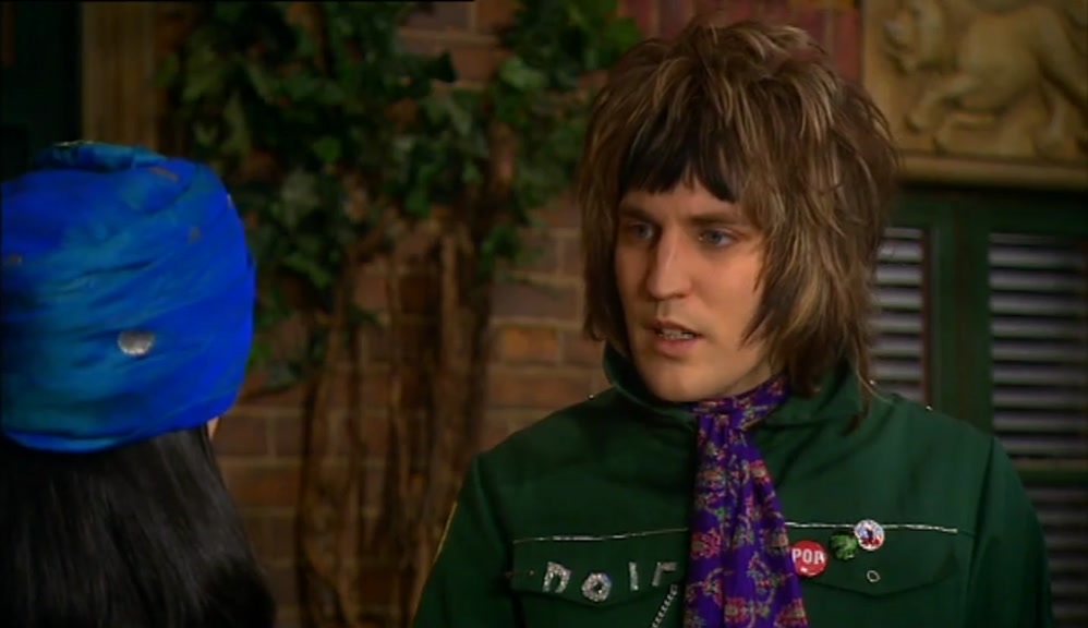 - I MIGHT TRANSFORM INTO A MIGHTY HAWK. - A WHAT? 