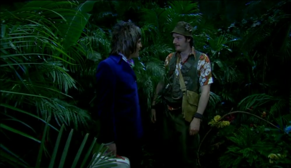 - I'M KING OF THE MODS. - WE'RE IN A RAINFOREST. 