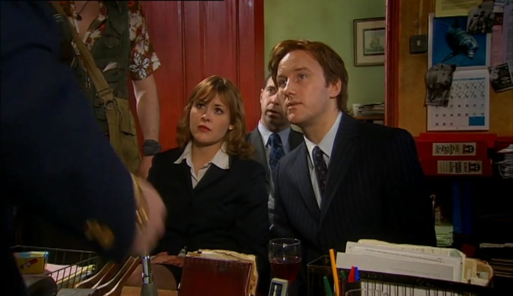 - SUPERB. - CAN YOU SIGN? WE HAVE A LOT TO DO. 