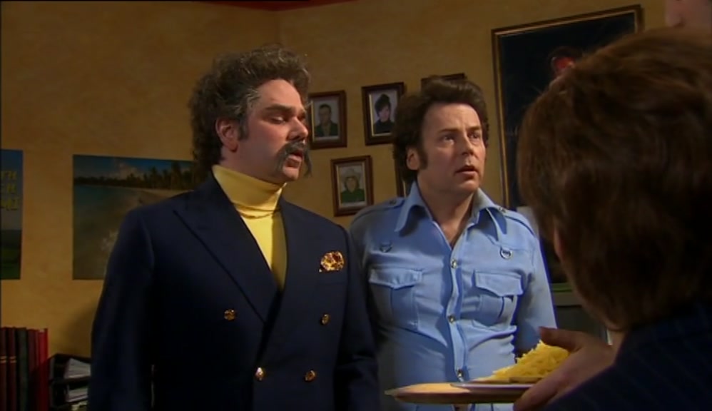 - I HATE CHEESE. - I'M QUITE PARTIAL TO A BIT OF CHEESE. 