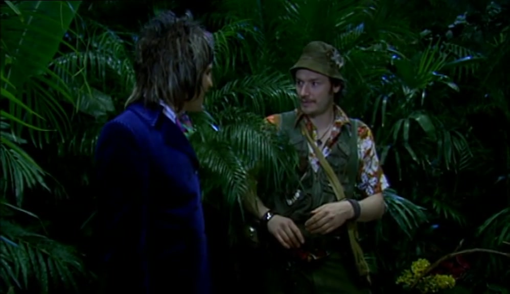 - YOU LOOK LIKE A KNOB. - WE'LL SEE WHO SURVIVES HERE. 