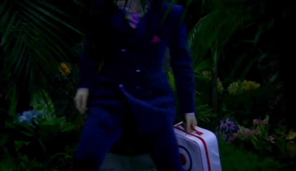 - (WOLF HOWLS) - HOWARD? 