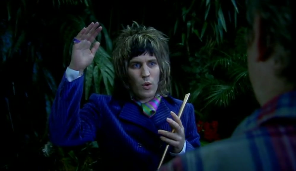 YOU HAVEN'T SEEN MY MATE HOWARD, HAVE YOU? KIND OF TALL, SCRUFFY HAIR. 