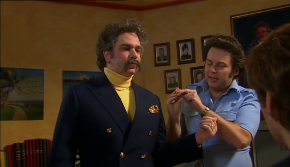 HERE, BAINBRIDGE. YOU JUST CLICK THE END LIKE THIS. CLICKETY-CLICK, CLICKETY... 